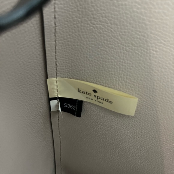 Kate Spade Large Black Patent Leather Scalloped Tote - Picture 5 of 9